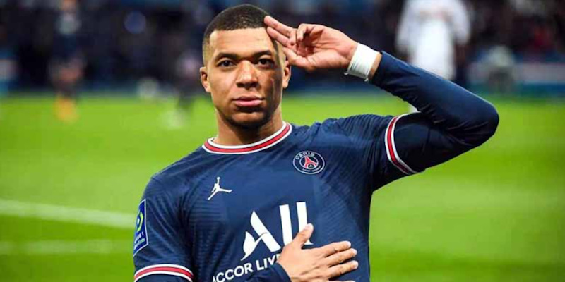 2018/ 2019 Mbappe thi đấu rất bùng nổ
